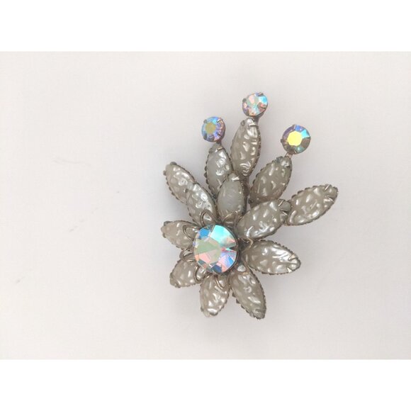 White Flower Brooch Iridescent Accent Brooch for Hat - Picture 7 of 10